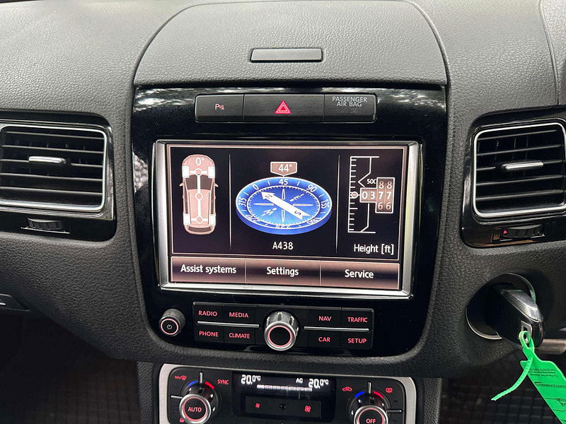 Volkswagen Touareg 3.0 Touareg V6 Altitude TDI BlueMotion Technology Auto 4WD 5dr 5dr Automatic 2025