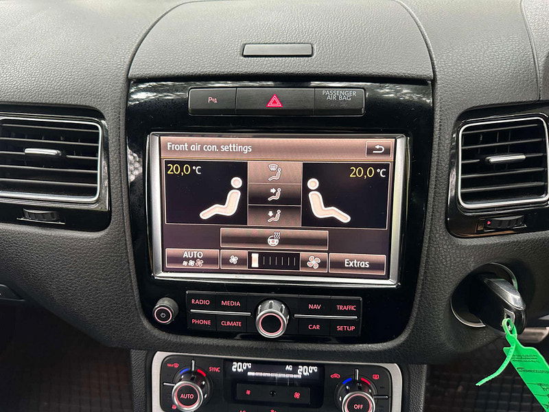 Volkswagen Touareg 3.0 Touareg V6 Altitude TDI BlueMotion Technology Auto 4WD 5dr 5dr Automatic 2025