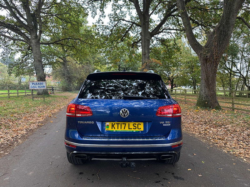 Volkswagen Touareg 3.0 Touareg V6 R-Line TDI BlueMotion Technology Auto 4WD 5dr 5dr Automatic 2025