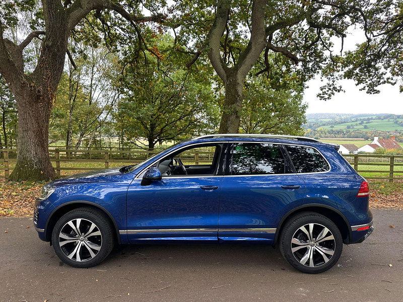 Volkswagen Touareg 3.0 Touareg V6 R-Line TDI BlueMotion Technology Auto 4WD 5dr 5dr Automatic 2025