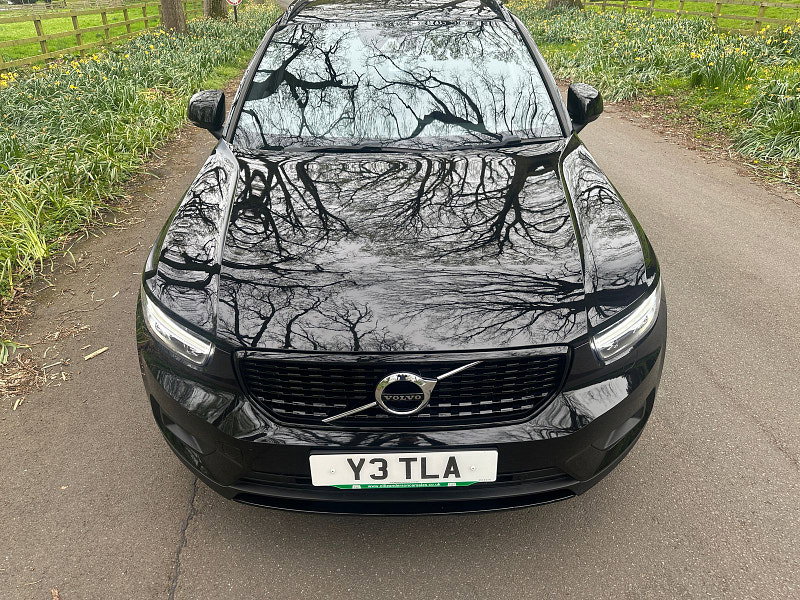 Volvo XC40 2.0 D4 R-Design Pro SUV 5dr Diesel Auto AWD Euro 6 (s/s) (190 ps) 5dr Automatic 2026