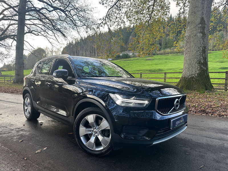 Volvo XC40 2.0 T4 Momentum SUV 5dr Petrol Auto AWD Euro 6 (s/s) (190 ps) 5dr Automatic 2025