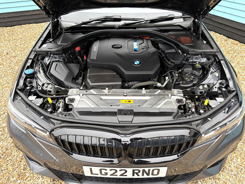 BMW 3 Series 2.0 330e 12kWh M Sport Touring 5dr Petrol Plug-in Hybrid Auto Euro 6 (s/s) (292 ps) 5dr Automatic 2026