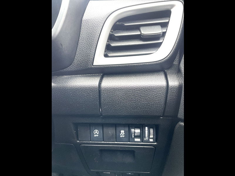 Isuzu D-Max 1.9 TD DL20 Pickup Double Cab 4dr Diesel Manual 4WD Euro 6 (s/s) (164 ps) 4dr Manual 2025