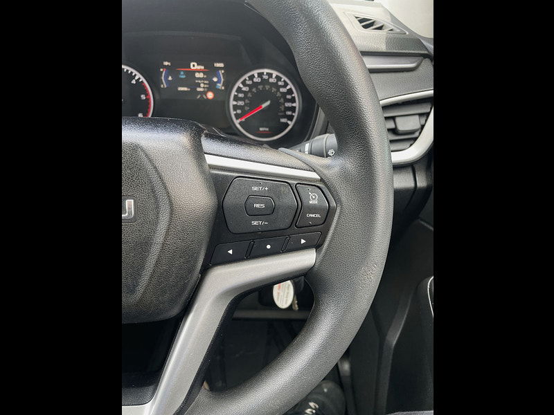 Isuzu D-Max 1.9 TD DL20 Pickup Double Cab 4dr Diesel Manual 4WD Euro 6 (s/s) (164 ps) 4dr Manual 2025