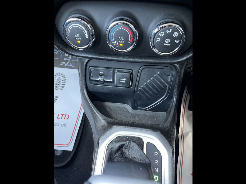 Jeep Renegade 1.4T MultiAirII Longitude SUV 5dr Petrol DDCT Euro 6 (s/s) (140 ps) 5dr Automatic 2025