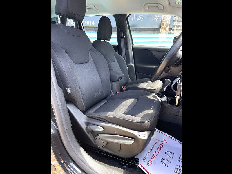 Jeep Renegade 1.4T MultiAirII Longitude SUV 5dr Petrol DDCT Euro 6 (s/s) (140 ps) 5dr Automatic 2025