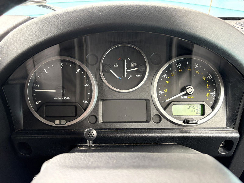 Land Rover 90 Defender 2.2 TDCI LANDMARK STATION WAGON 4WD 3dr Manual 2026