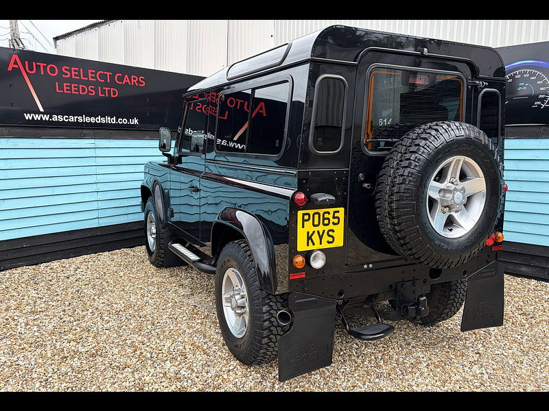 Land Rover 90 Defender 2.2 TDCI LANDMARK STATION WAGON 4WD 3dr Manual 2026