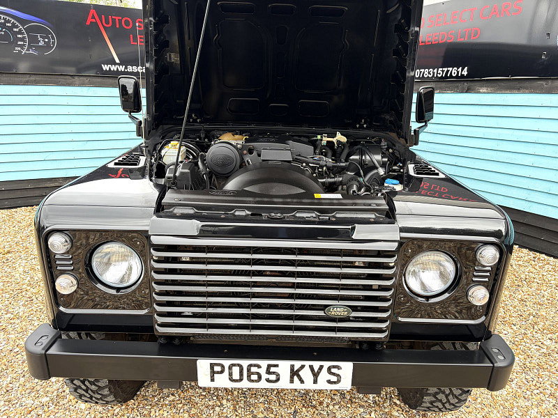 Land Rover 90 Defender 2.2 TDCI LANDMARK STATION WAGON 4WD 3dr Manual 2026