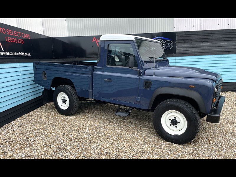 Land Rover DEFENDER 110 2.2 TDCi HIGH CAPACITY PICK UP 2dr Diesel Manual 4WD MWB Euro 5 (122 ps) 2dr Manual 2025