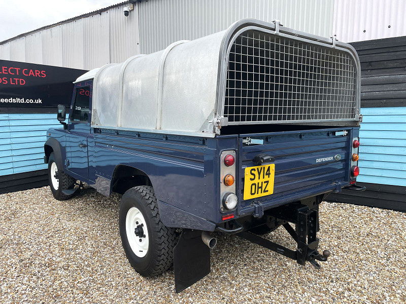 Land Rover DEFENDER 110 2.2 TDCi HIGH CAPACITY PICK UP 2dr Diesel Manual 4WD MWB Euro 5 (122 ps) 2dr Manual 2025