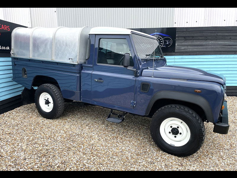 Land Rover DEFENDER 110 2.2 TDCi HIGH CAPACITY PICK UP 2dr Diesel Manual 4WD MWB Euro 5 (122 ps) 2dr Manual 2025