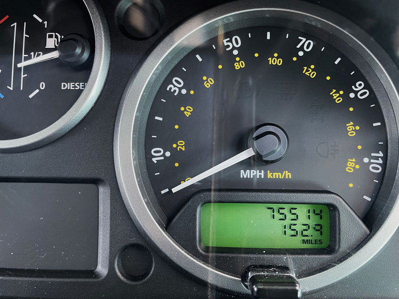 Land Rover DEFENDER 110 2.2 TDCi XS SUV Double Cab 5dr Diesel Manual 4WD MWB Euro 5 (122 ps) 5dr Manual 2025