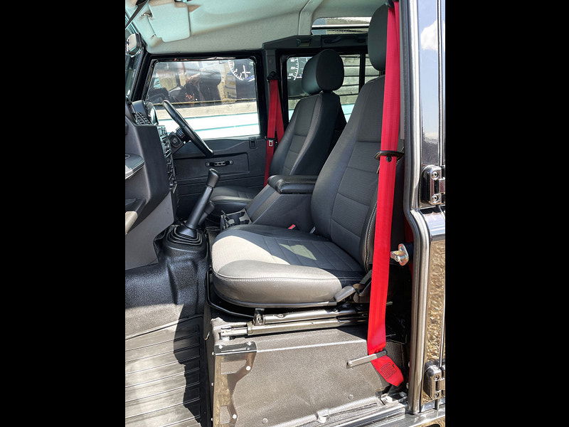 Land Rover DEFENDER 110 2.2 TDCi XS SUV Double Cab 5dr Diesel Manual 4WD MWB Euro 5 (122 ps) 5dr Manual 2025