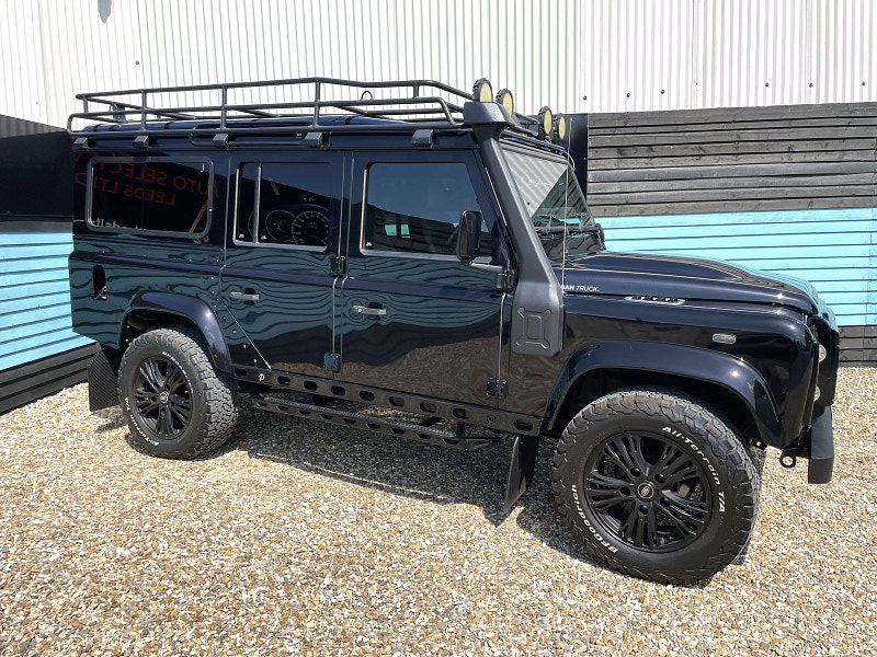 Land Rover DEFENDER 110 2.2 TDCi XS SUV Double Cab 5dr Diesel Manual 4WD MWB Euro 5 (122 ps) 5dr Manual 2025