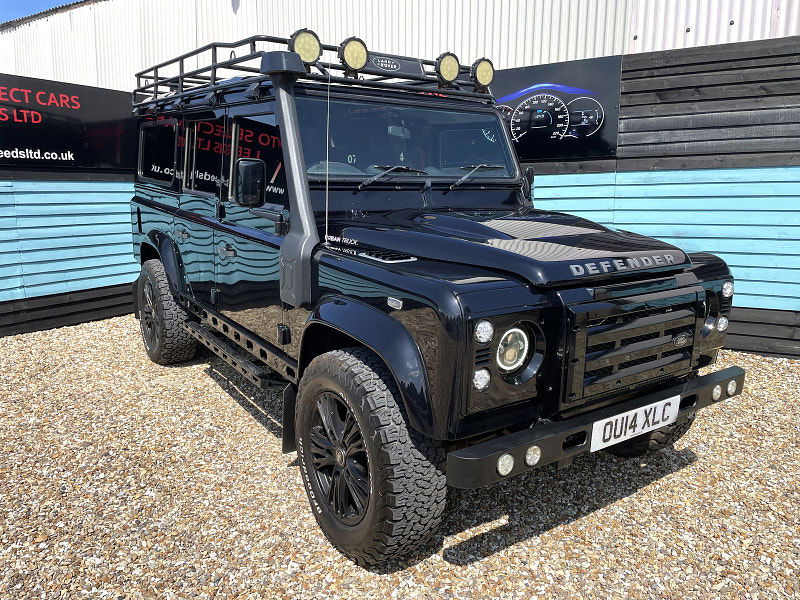 Land Rover DEFENDER 110 2.2 TDCi XS SUV Double Cab 5dr Diesel Manual 4WD MWB Euro 5 (122 ps) 5dr Manual 2025