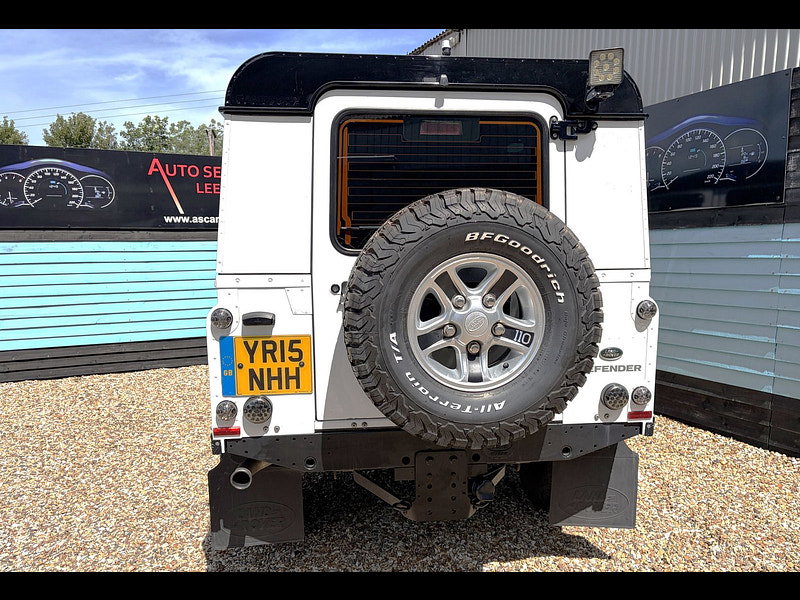 Land Rover DEFENDER 110 2.2 TDCi XS Utility Wagon Double Cab 5dr Diesel Manual 4WD MWB Euro 5 (122 ps) 5dr Manual 2026