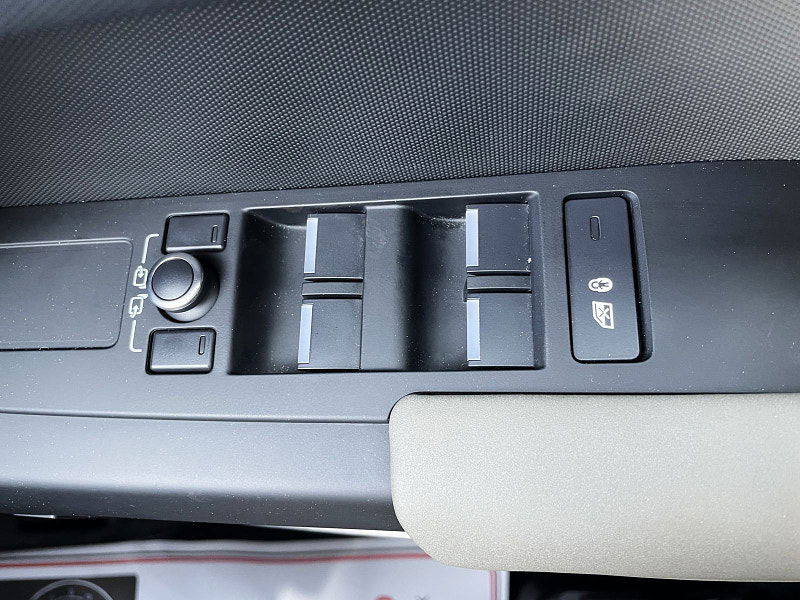 Land Rover DEFENDER 110 3.0 D250 MHEV S SUV 5dr Diesel Auto 4WD Euro 6 (s/s) (250 ps) 5dr Automatic 2025