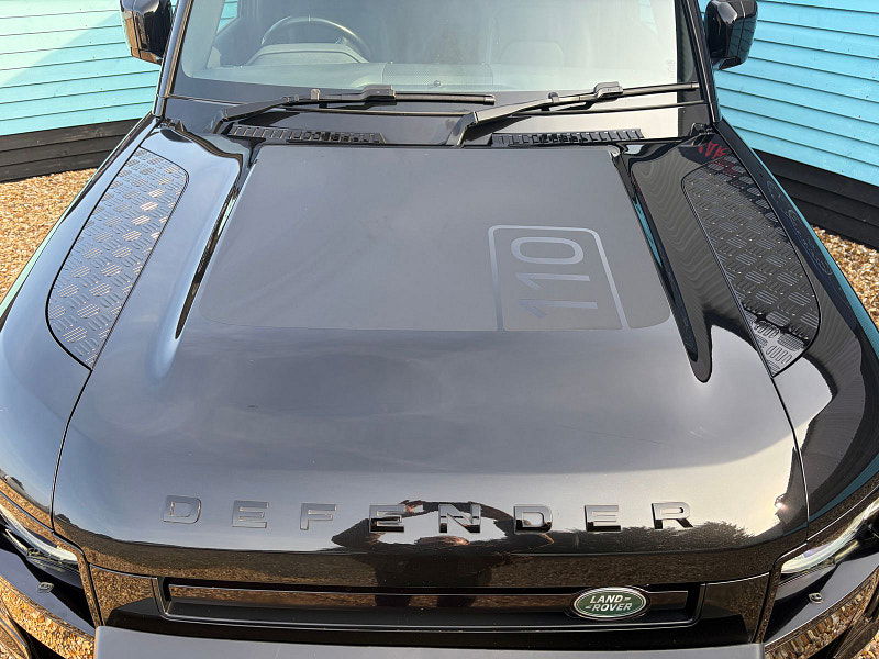 Land Rover DEFENDER 110 3.0 D250 MHEV SE Hard Top SUV 5dr Diesel Auto 4WD MWB Euro 6 (s/s) (250 ps) 5dr Automatic 2026