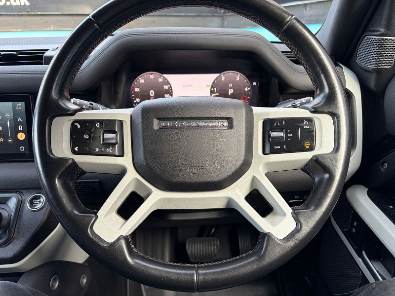 Land Rover DEFENDER 110 3.0 D250 MHEV SE Hard Top SUV 5dr Diesel Auto 4WD MWB Euro 6 (s/s) (250 ps) 5dr Automatic 2026