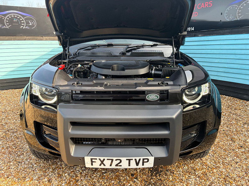 Land Rover DEFENDER 110 3.0 D250 MHEV SE Hard Top SUV 5dr Diesel Auto 4WD MWB Euro 6 (s/s) (250 ps) 5dr Automatic 2026