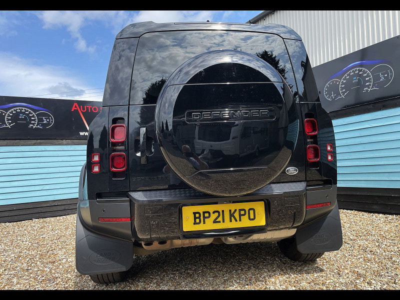 Land Rover DEFENDER 110 3.0 D250 MHEV SE Hard Top SUV 5dr Diesel Auto 4WD MWB Euro 6 (s/s) (250 ps) 5dr Automatic 2025