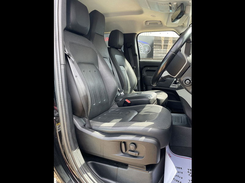 Land Rover DEFENDER 110 3.0 D250 MHEV SE Hard Top SUV 5dr Diesel Auto 4WD MWB Euro 6 (s/s) (250 ps) 5dr Automatic 2025