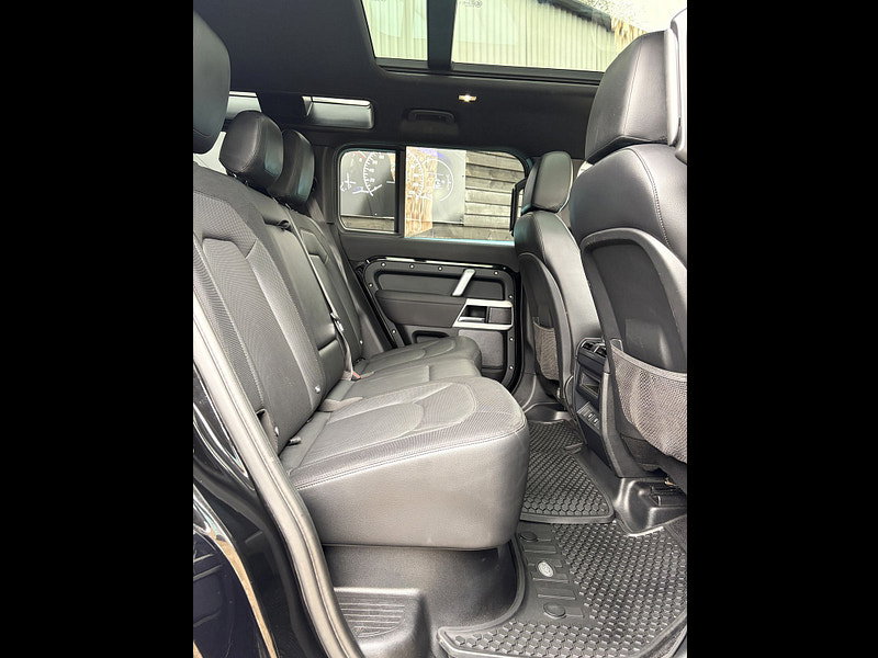 Land Rover DEFENDER 110 3.0 D300 MHEV X-Dynamic SE SUV 5dr Diesel Auto 4WD Euro 6 (s/s) (300 ps) 5dr Automatic 2026