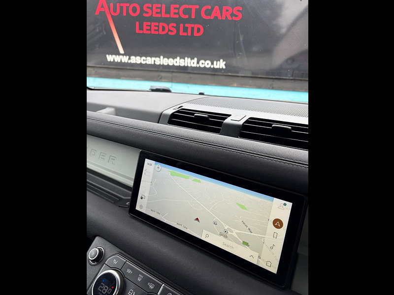 Land Rover DEFENDER 110 3.0 D300 MHEV X-Dynamic SE SUV 5dr Diesel Auto 4WD Euro 6 (s/s) (300 ps) 5dr Automatic 2026