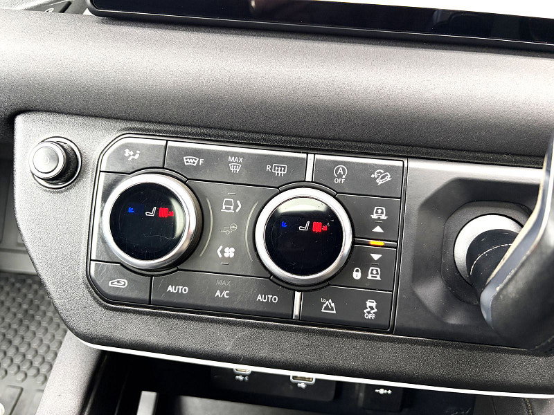 Land Rover DEFENDER 110 3.0 D300 MHEV X-Dynamic SE SUV 5dr Diesel Auto 4WD Euro 6 (s/s) (300 ps) 5dr Automatic 2026