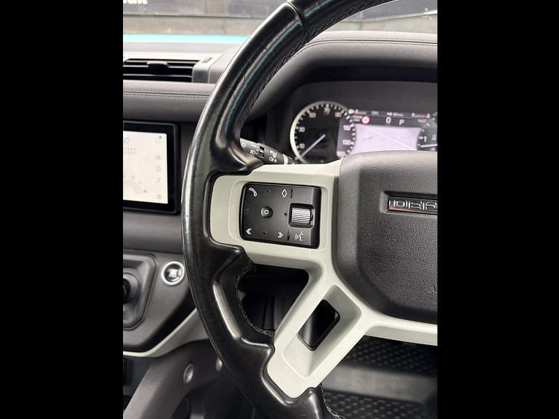 Land Rover DEFENDER 110 3.0 D300 MHEV X-Dynamic SE SUV 5dr Diesel Auto 4WD Euro 6 (s/s) (300 ps) 5dr Automatic 2026