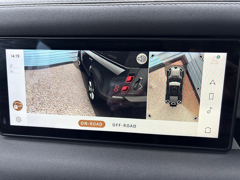 Land Rover DEFENDER 110 3.0 D300 MHEV X-Dynamic SE SUV 5dr Diesel Auto 4WD Euro 6 (s/s) (300 ps) 5dr Automatic 2026