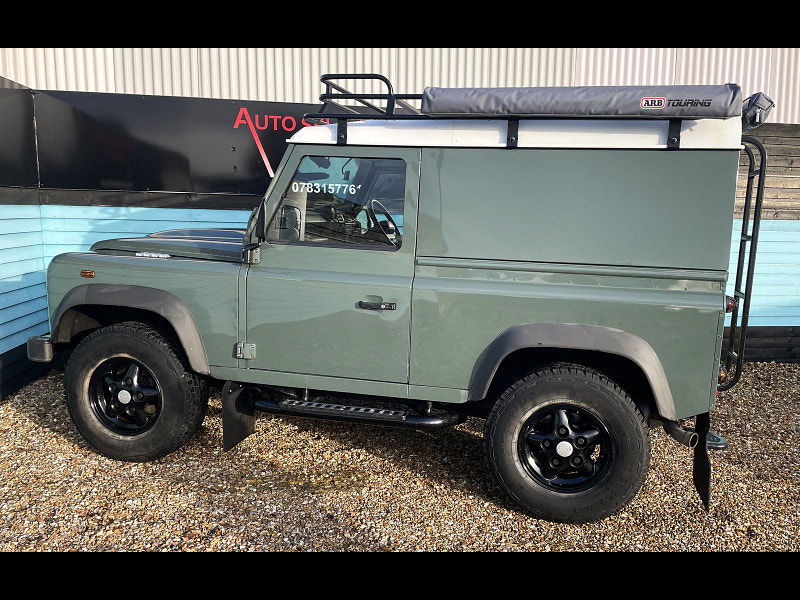 Land Rover Defender 90 2.2 TDCi Hard Top SUV 3dr Diesel Manual 4WD SWB Euro 5 (122 ps) 3dr Manual 2026