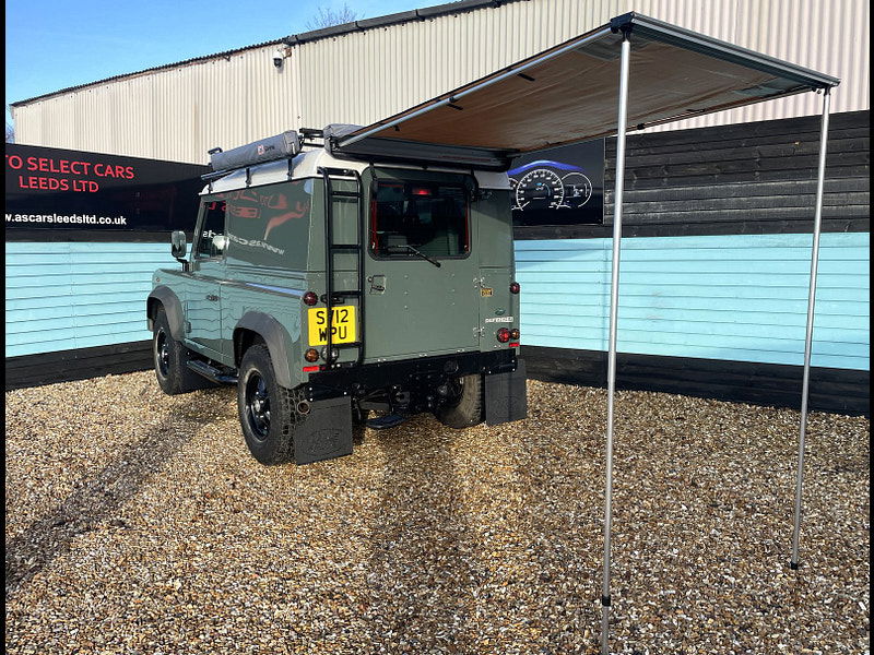 Land Rover Defender 90 2.2 TDCi Hard Top SUV 3dr Diesel Manual 4WD SWB Euro 5 (122 ps) 3dr Manual 2026