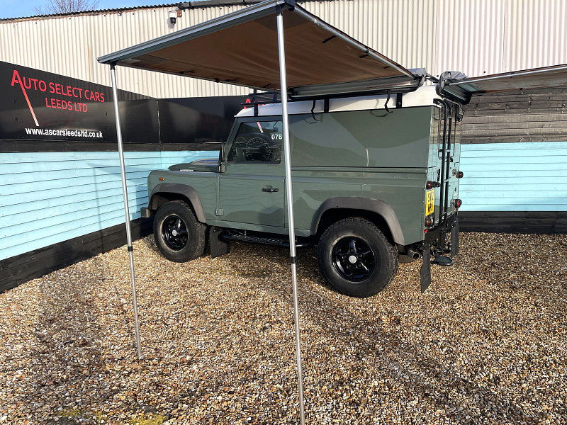 Land Rover Defender 90 2.2 TDCi Hard Top SUV 3dr Diesel Manual 4WD SWB Euro 5 (122 ps) 3dr Manual 2026