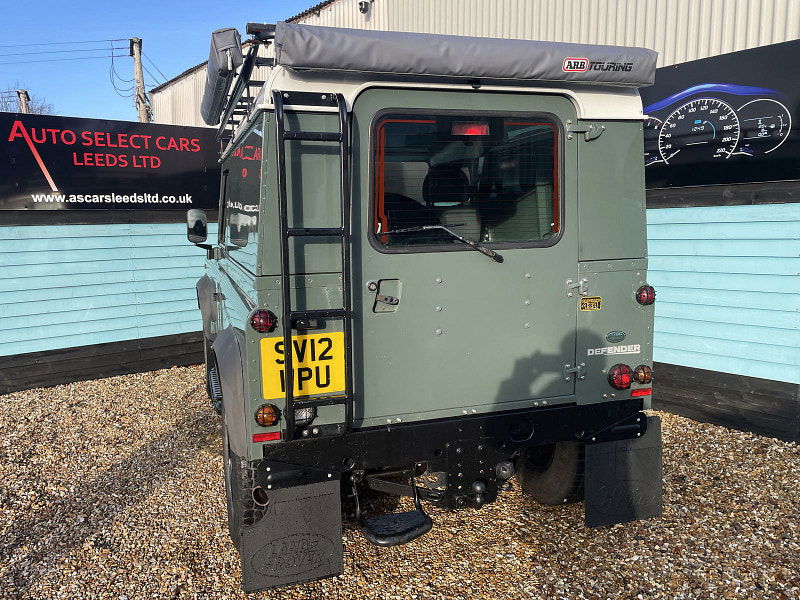 Land Rover Defender 90 2.2 TDCi Hard Top SUV 3dr Diesel Manual 4WD SWB Euro 5 (122 ps) 3dr Manual 2026