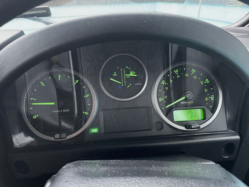 Land Rover Defender 90 2.2 TDCi Hard Top SUV 3dr Diesel Manual 4WD SWB Euro 5 (122 ps) 3dr Manual 2026