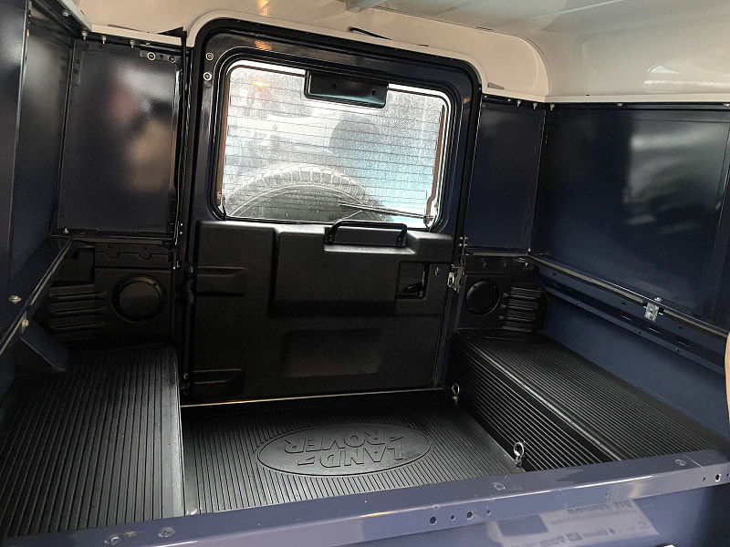 Land Rover Defender 90 2.2 TDCi Hard Top SUV 3dr Diesel Manual 4WD SWB Euro 5 (122 ps) 3dr Manual 2026