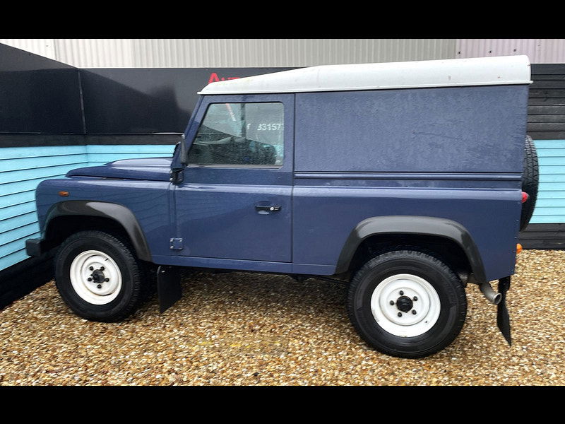 Land Rover Defender 90 2.2 TDCi Hard Top SUV 3dr Diesel Manual 4WD SWB Euro 5 (122 ps) 3dr Manual 2026