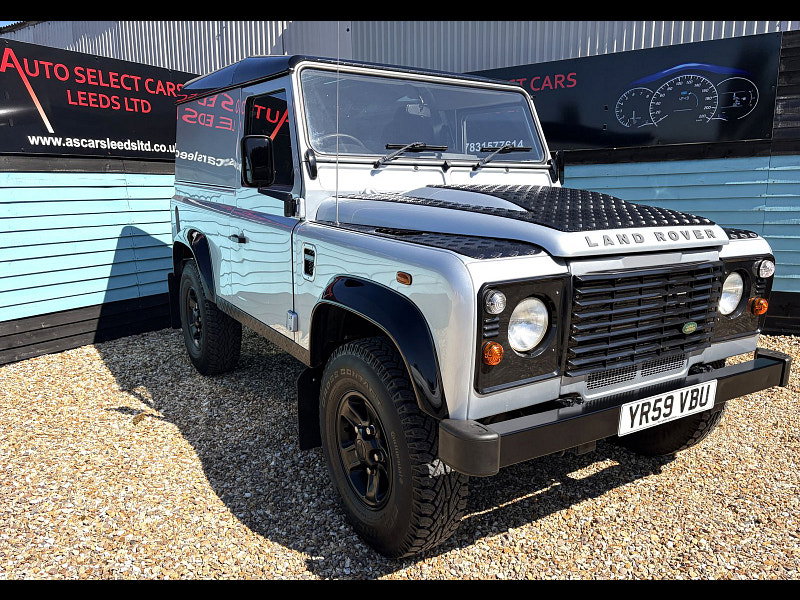 Land Rover Defender 90 2.4 TDCi Hard Top SUV 3dr Diesel Manual 4WD SWB Euro 4 (122 bhp) 3dr Manual 2026