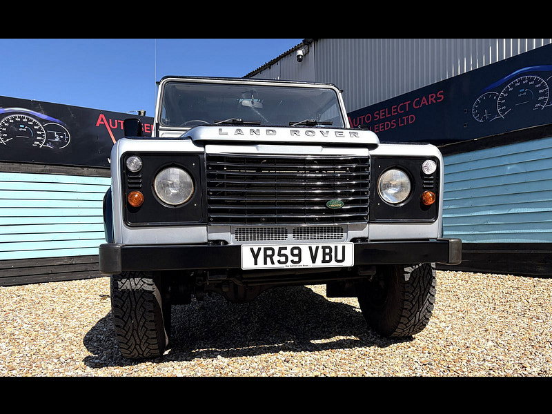 Land Rover Defender 90 2.4 TDCi Hard Top SUV 3dr Diesel Manual 4WD SWB Euro 4 (122 bhp) 3dr Manual 2026
