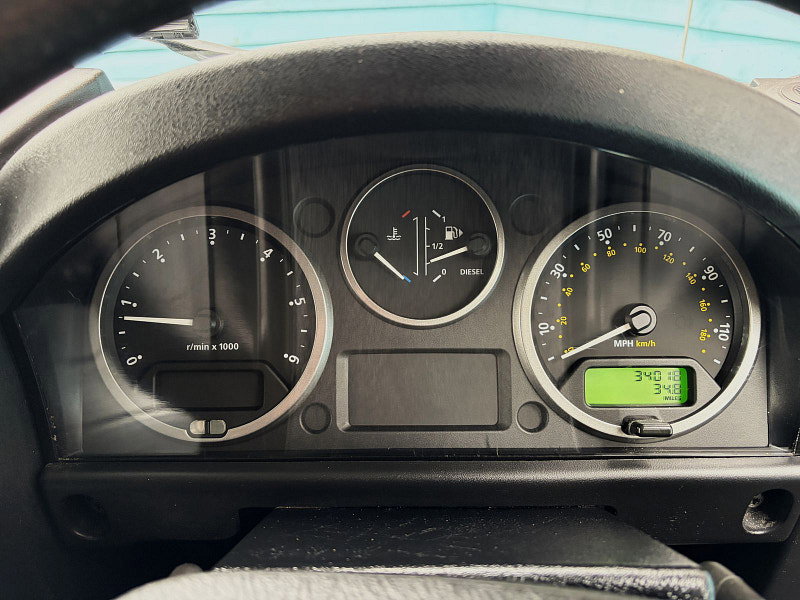 Land Rover Defender 90 2.4 TDCi Hard Top SUV 3dr Diesel Manual 4WD SWB Euro 4 (122 bhp) 3dr Manual 2026