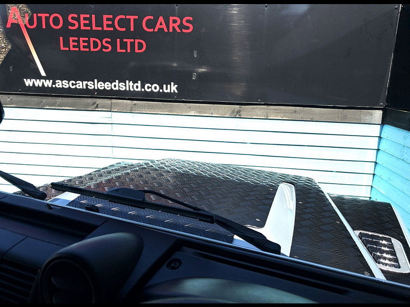 Land Rover Defender 90 2.4 TDCi Hard Top SUV 3dr Diesel Manual 4WD SWB Euro 4 (122 bhp) 3dr Manual 2026