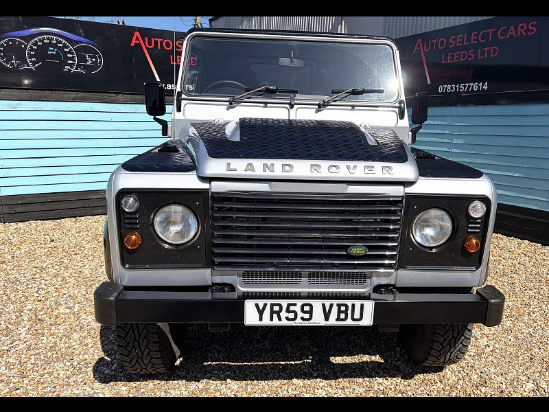 Land Rover Defender 90 2.4 TDCi Hard Top SUV 3dr Diesel Manual 4WD SWB Euro 4 (122 bhp) 3dr Manual 2026