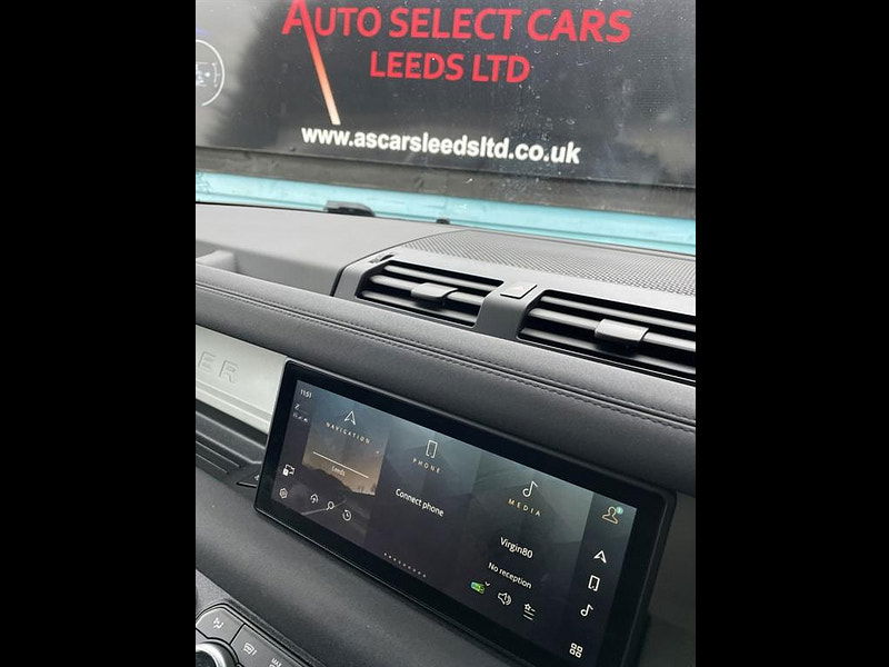 Land Rover Defender 90 3.0 D200 MHEV Hard Top SUV Auto 4WD SWB Euro 6 (s/s) 3dr 3dr Automatic 2025