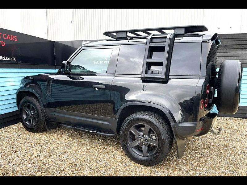 Land Rover Defender 90 3.0 D200 MHEV Hard Top SUV Auto 4WD SWB Euro 6 (s/s) 3dr 3dr Automatic 2025