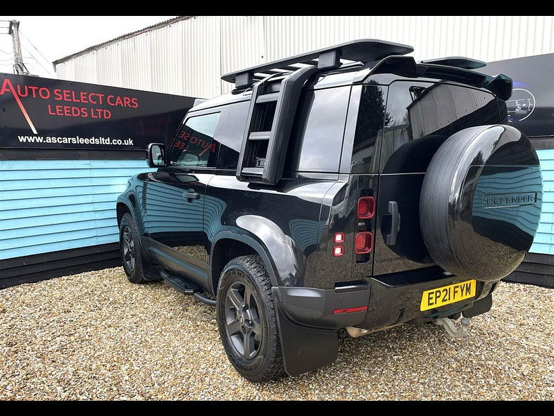 Land Rover Defender 90 3.0 D200 MHEV Hard Top SUV Auto 4WD SWB Euro 6 (s/s) 3dr 3dr Automatic 2025
