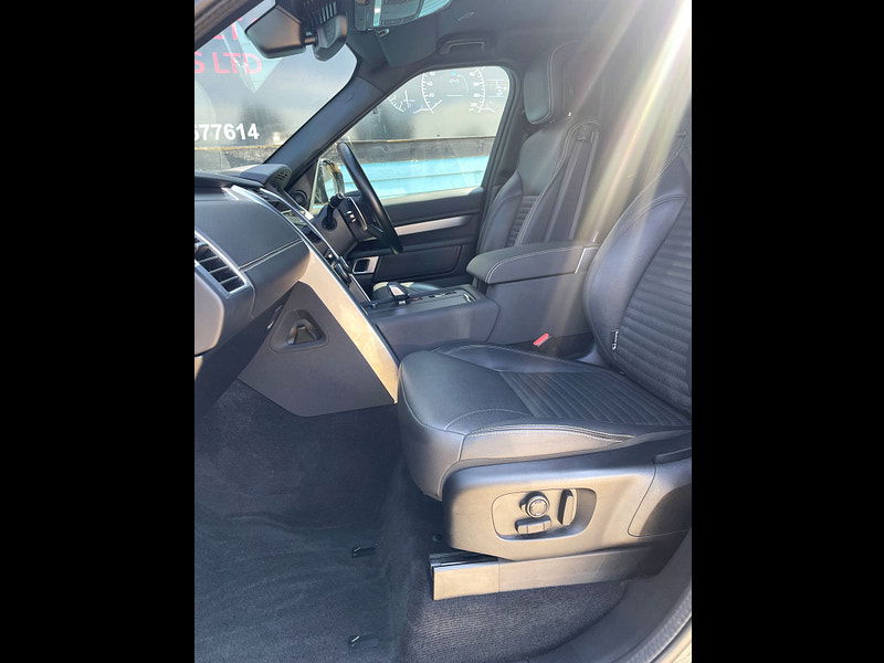 Land Rover DISCOVERY 3.0 D300 MHEV R-Dynamic SE SUV 5dr Diesel Auto 4WD Euro 6 (s/s) (300 ps) 5dr Automatic 2025