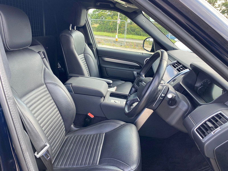 Land Rover DISCOVERY 3.0 D300 MHEV R-Dynamic SE SUV 5dr Diesel Auto 4WD Euro 6 (s/s) (300 ps) 5dr Automatic 2025